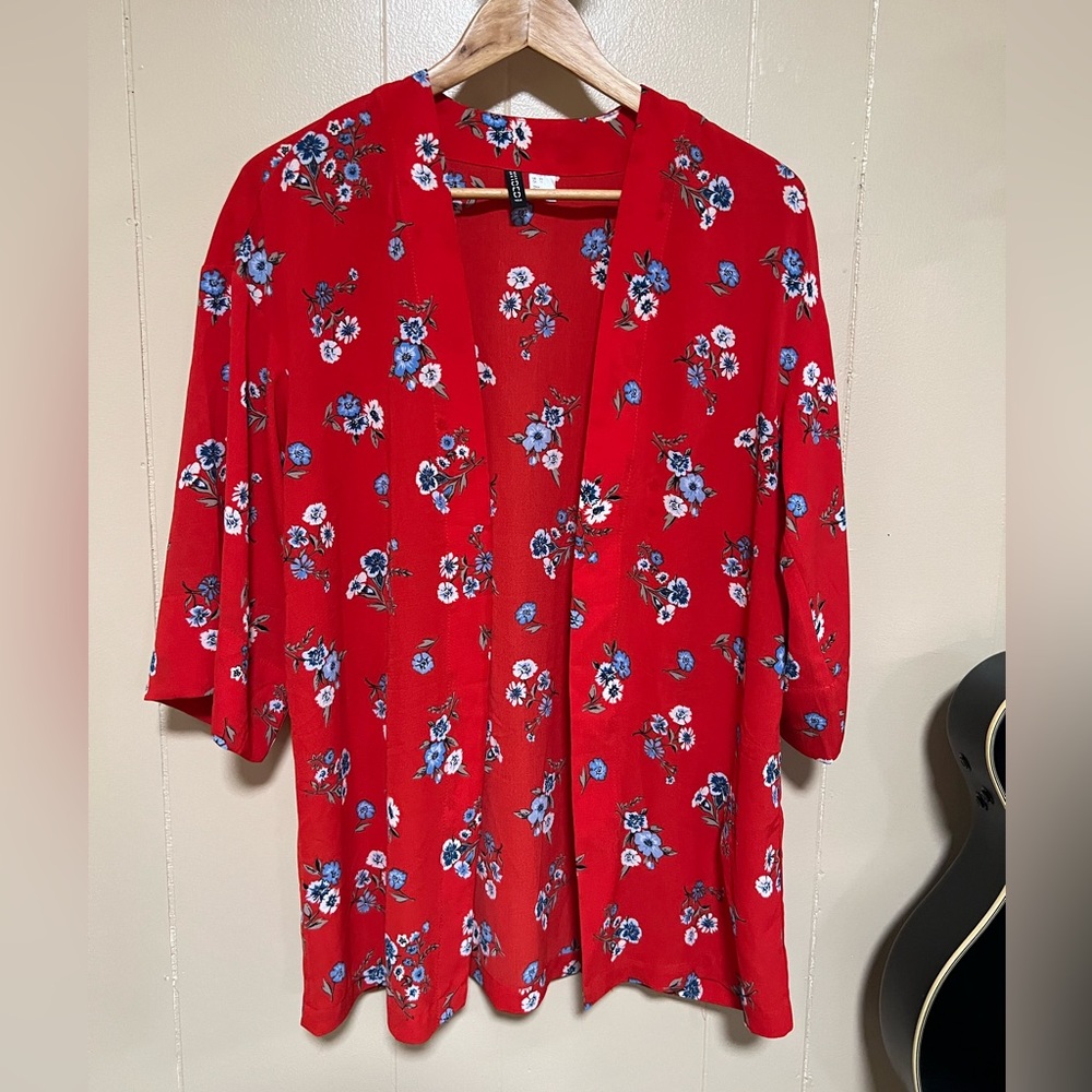 Kimono style shirt. Perfect layering piece.
